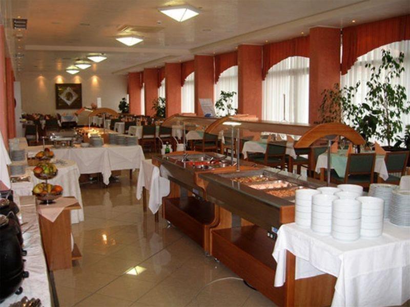 Hotel Amfora Рабац Екстер'єр фото