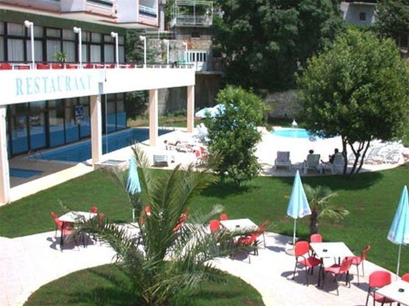 Hotel Amfora Рабац Екстер'єр фото