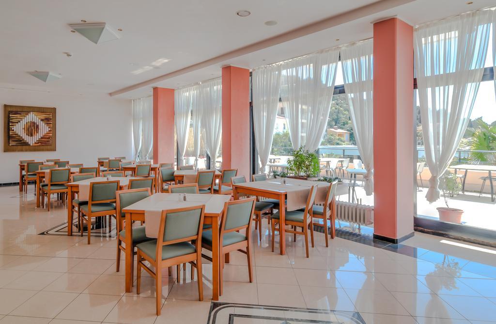 Hotel Amfora Рабац Екстер'єр фото