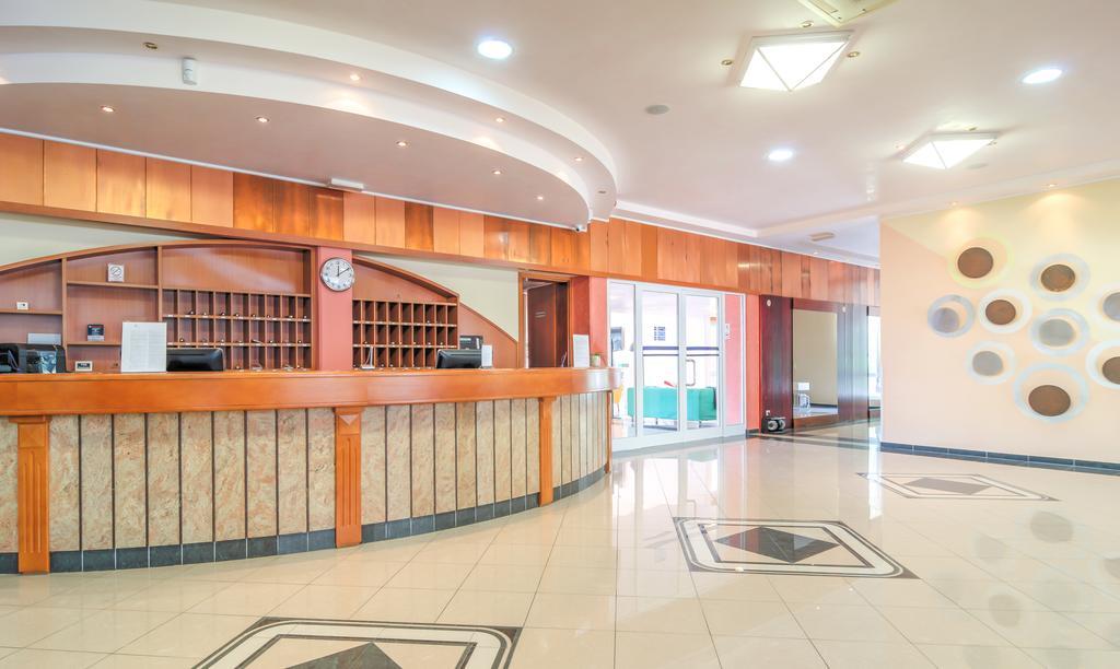 Hotel Amfora Рабац Екстер'єр фото